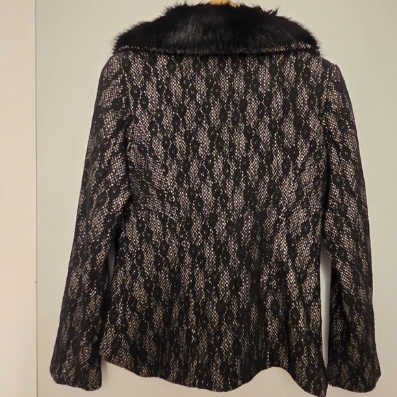 Bebe Vintage Women's Lace Mobwife Boho Jacket With Faux Fur Collar Size Small - Picture 8 of 8